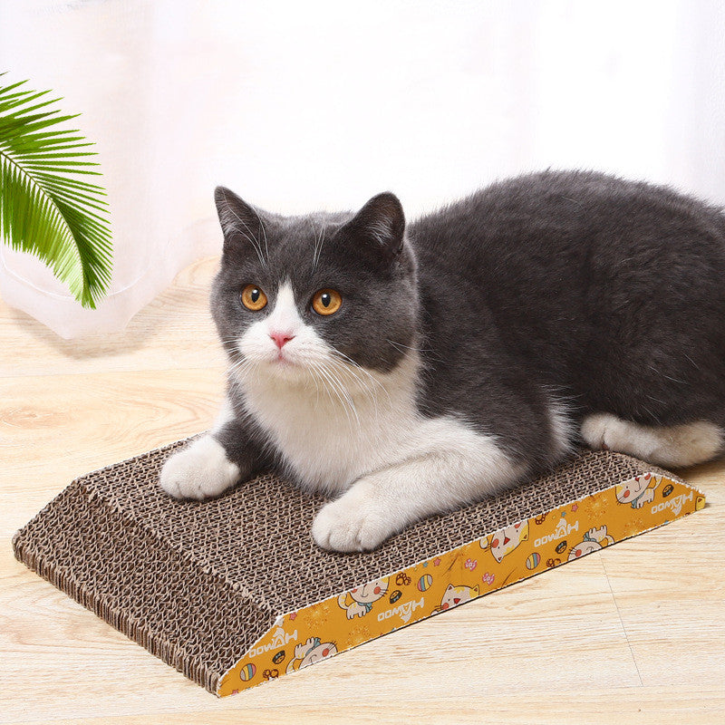 Angled Corrugated Cat Scratcher Lounge